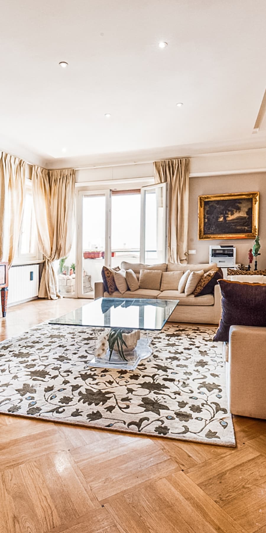 Luxurious Seafront Apartment in Viareggio, Tuscany
