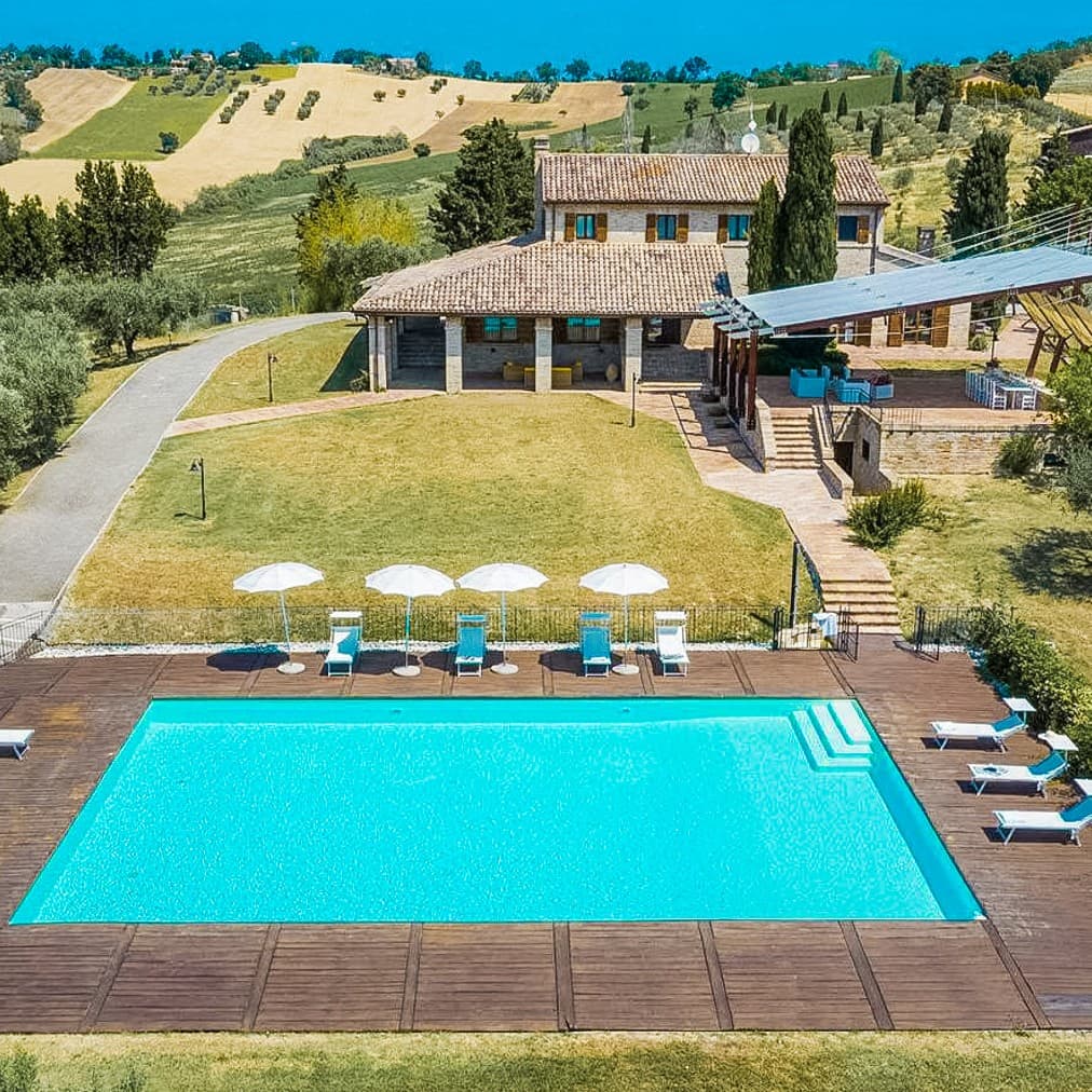 Charming Villa in San Costanzo, Marche Region