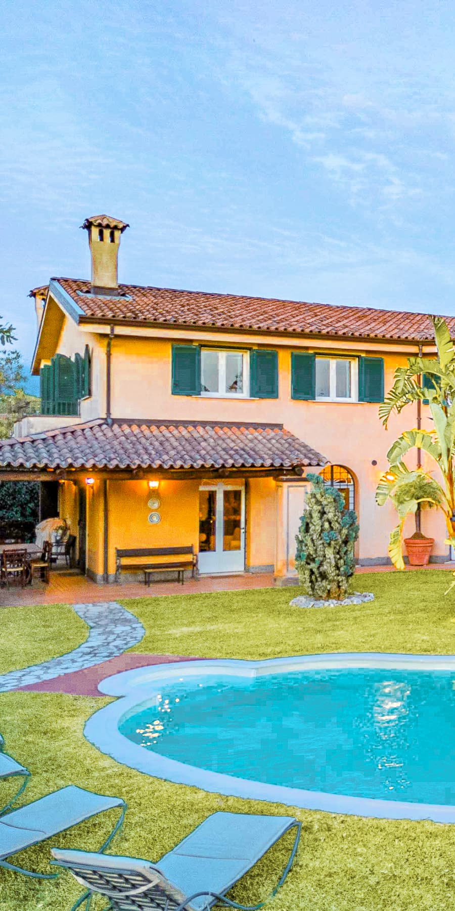 Villa esclusiva con piscina nella campagna di Polistena