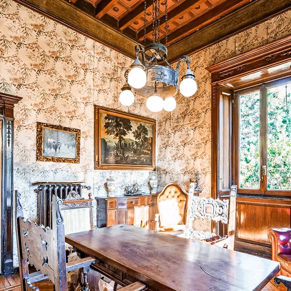 Elegant Villa in Vimercate, Lombardy, 455 Sqm