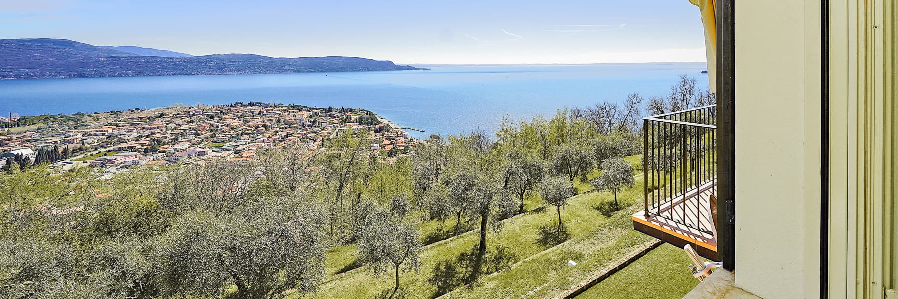 Villa in Picturesque Toscolano Maderno on Lake Garda