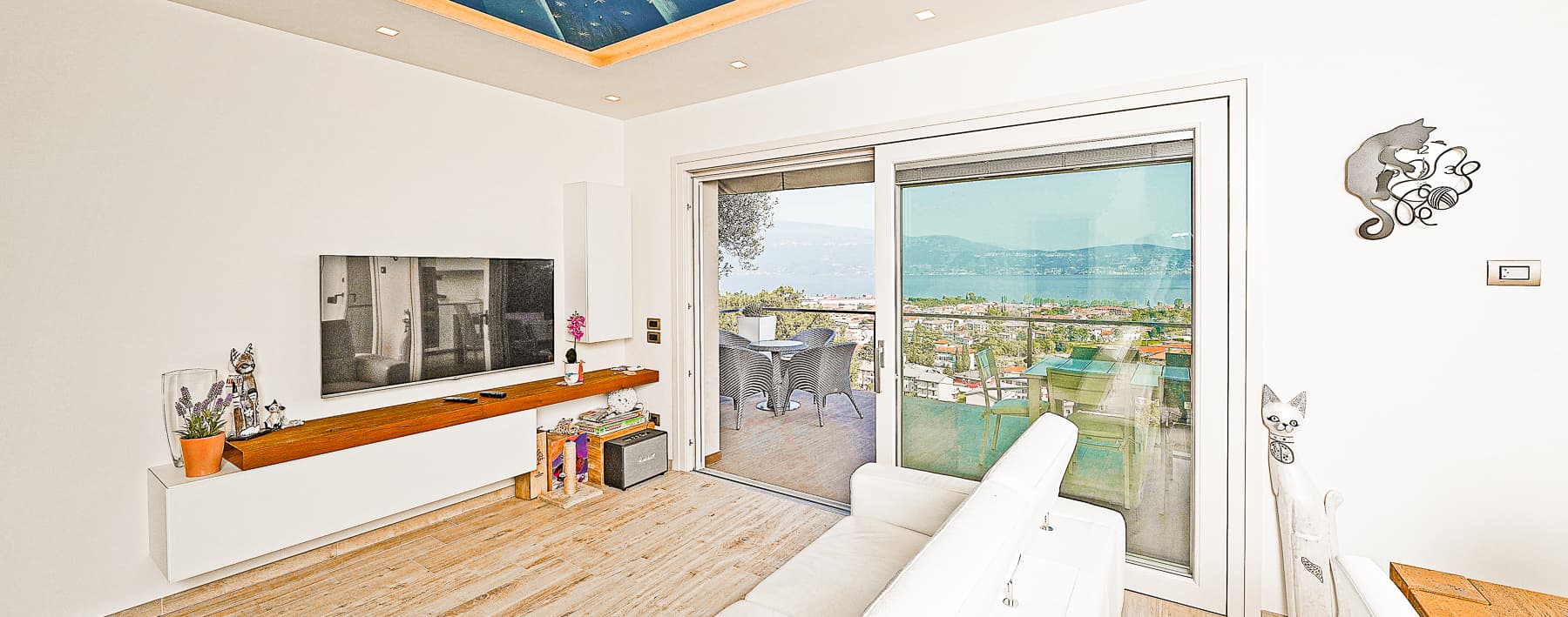 Villa in Toscolano Maderno with Stunning Lake Views