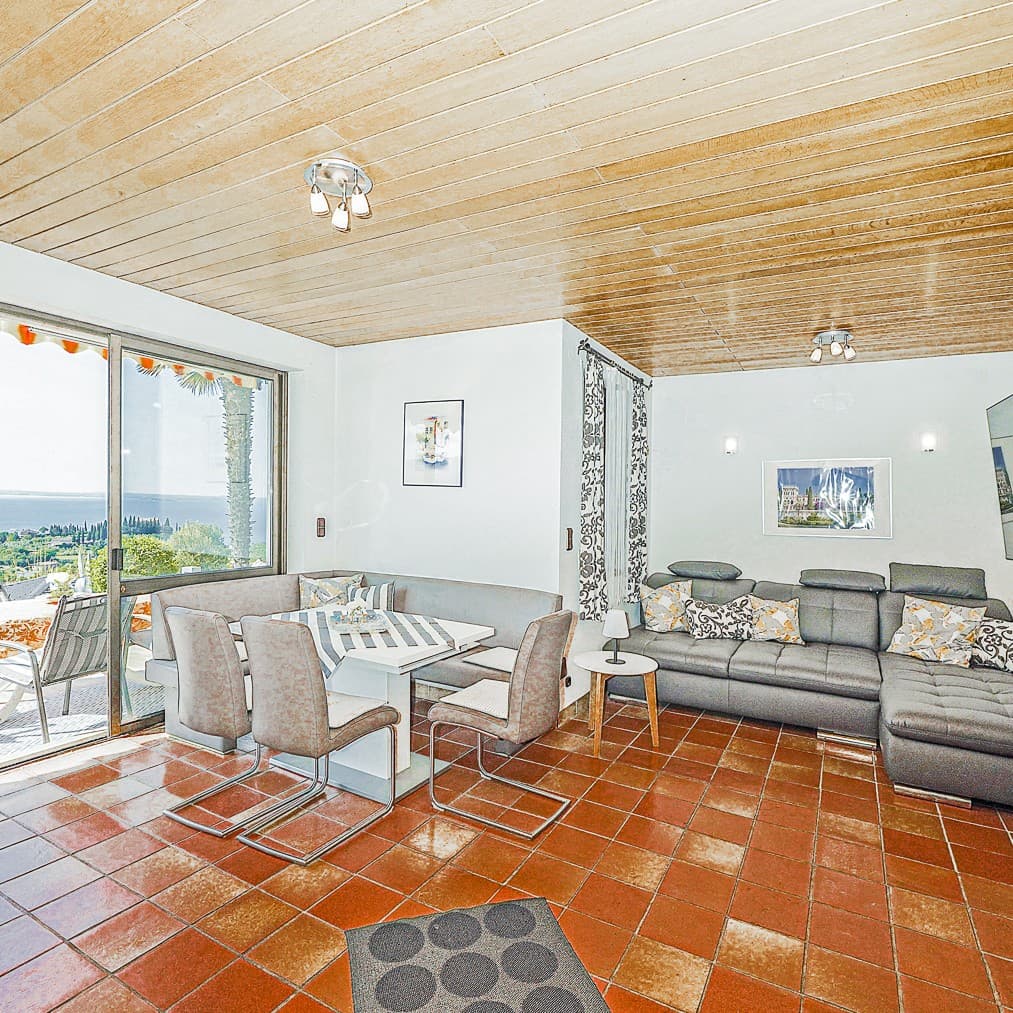 Charming Villa in Toscolano Maderno by Lake Garda