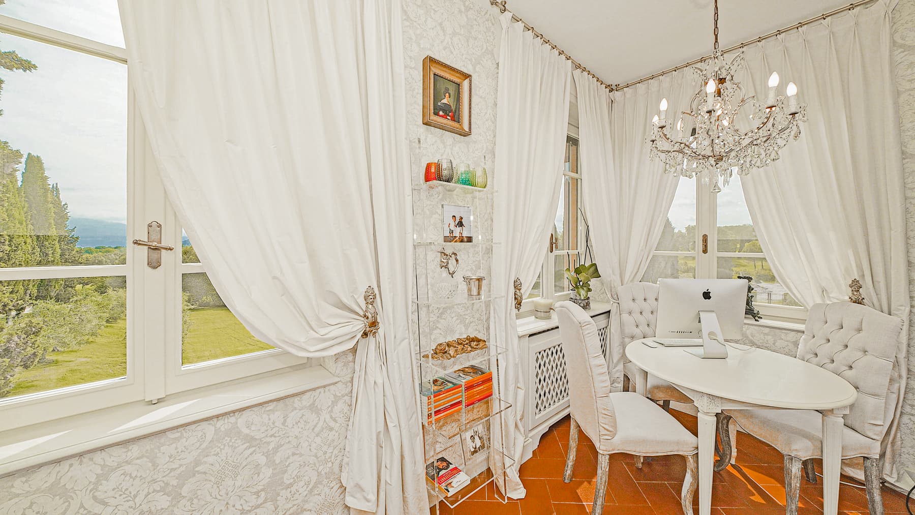 Big Image 14