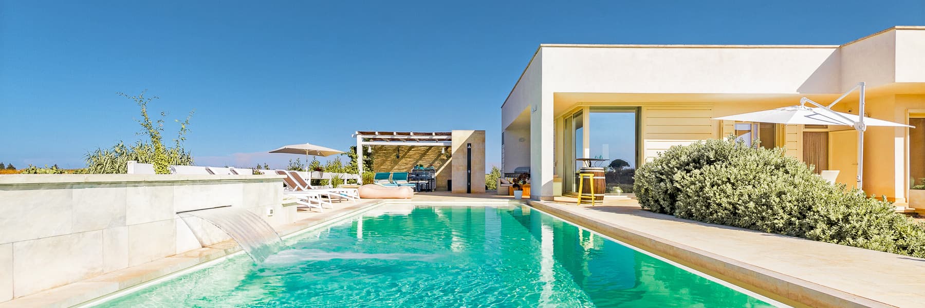 Casa indipendente con piscina nella campagna salentina