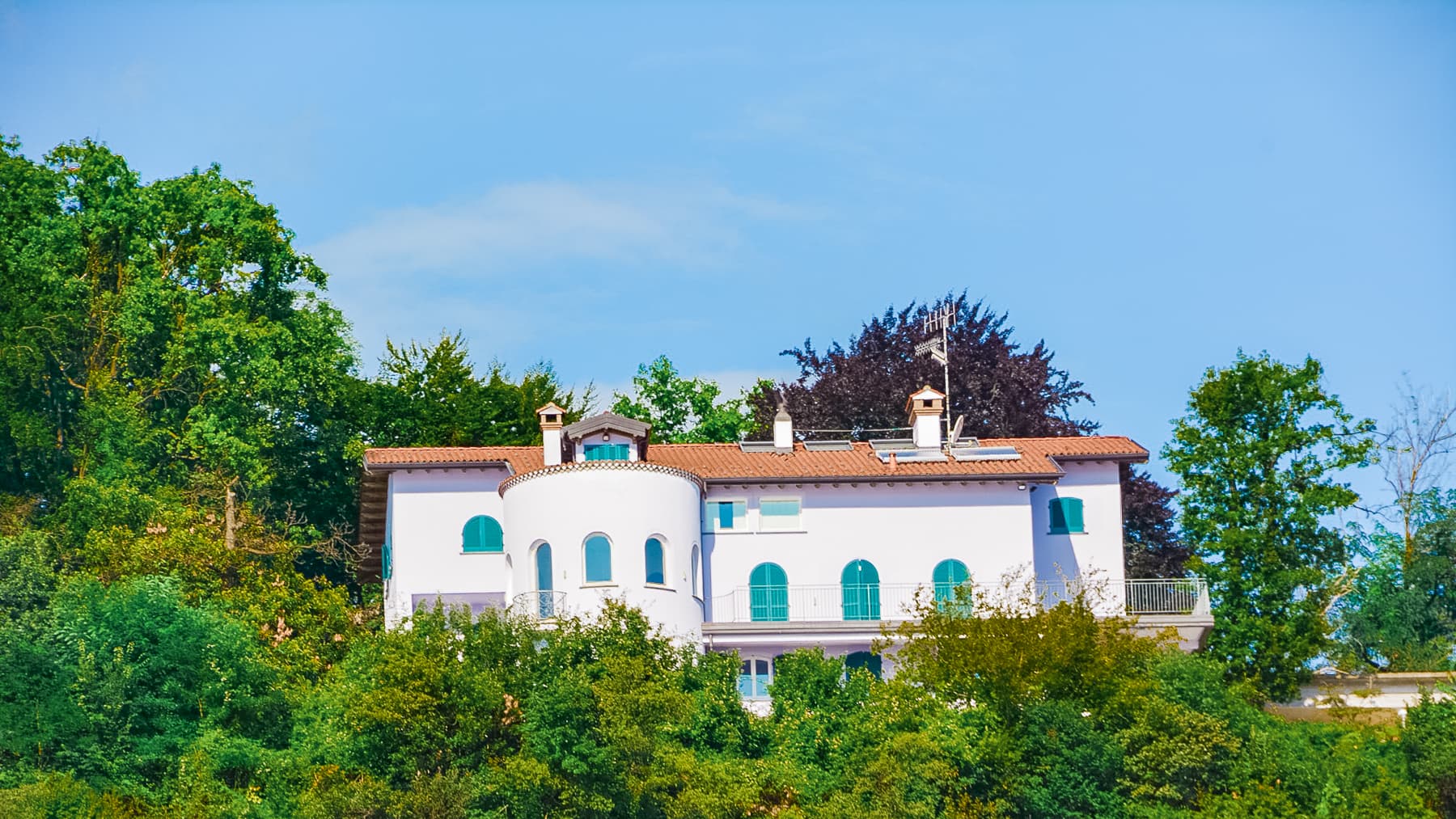 Big Image 15