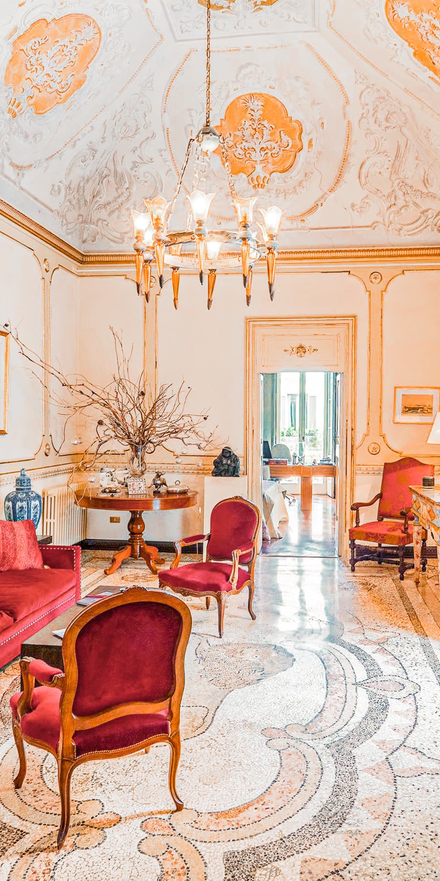 Elegant Apartment in Lecce, Heart of Puglia