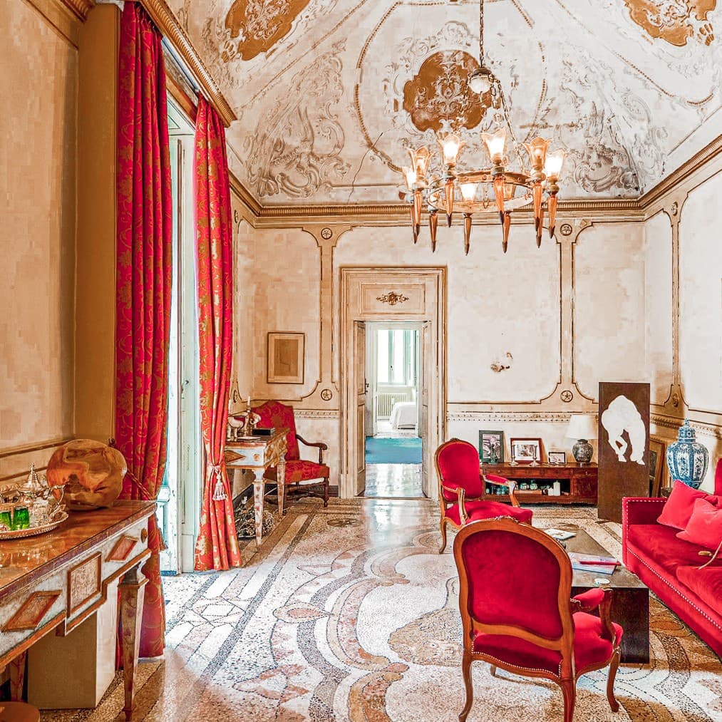 Elegant Apartment in Lecce, Heart of Puglia