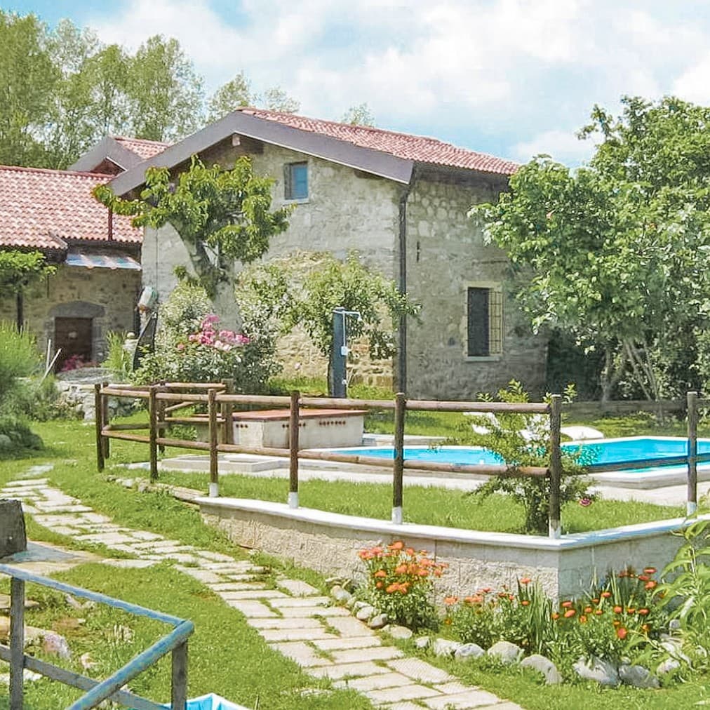 Rustic Farmhouse in Costa, Tuscany