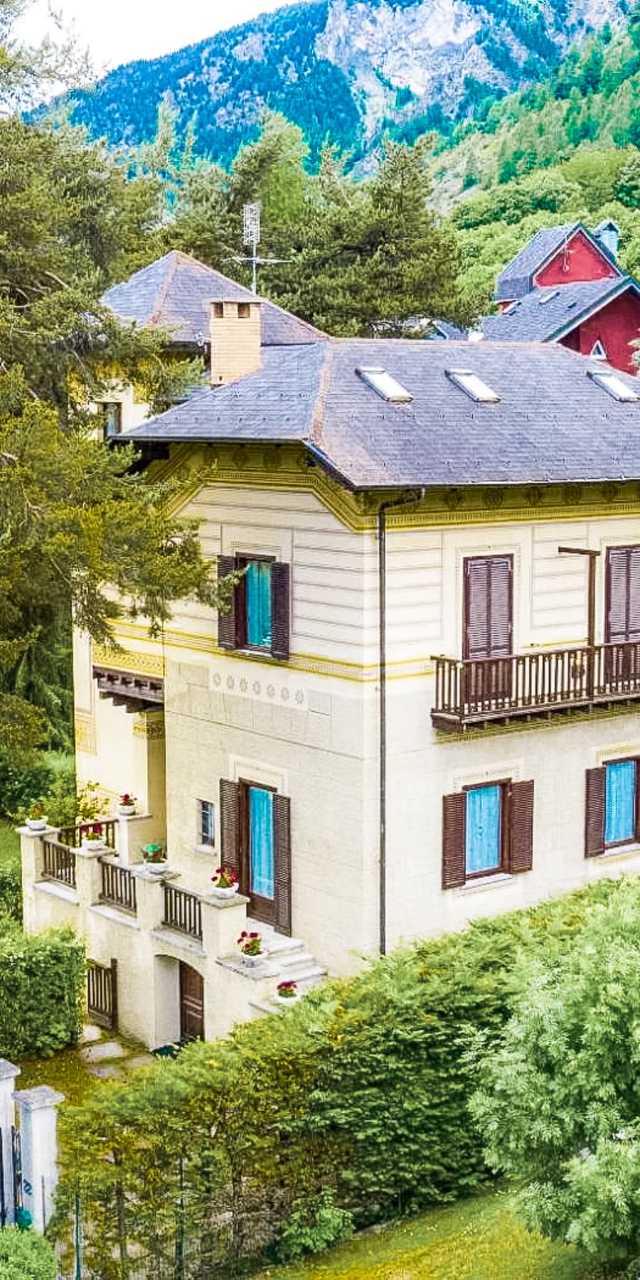 Elegant Apartment in Bardonecchia, Piedmont Alps