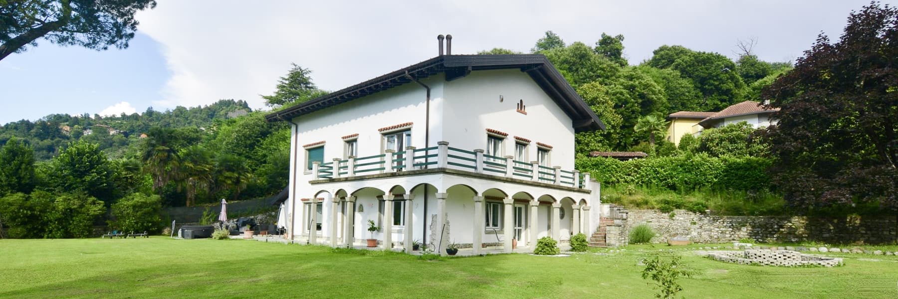 Villa Retreat Overlooking Lake Maggiore, Lombardia