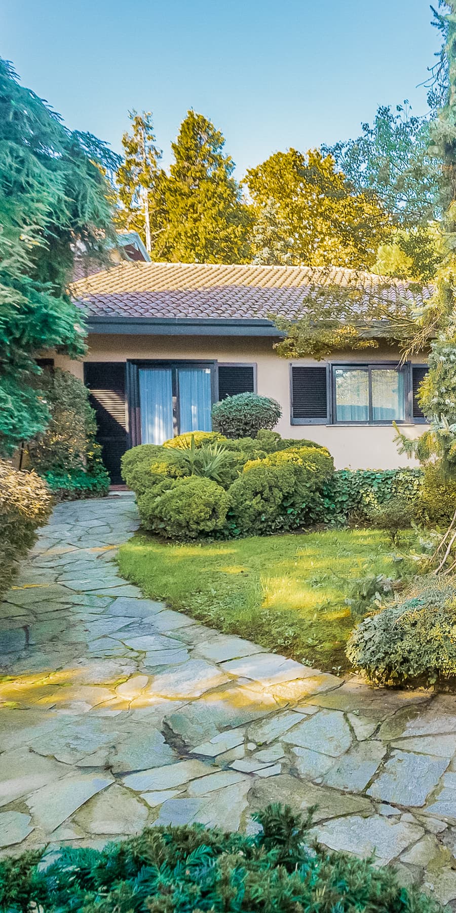 Villa elegante nella campagna di Gallarate