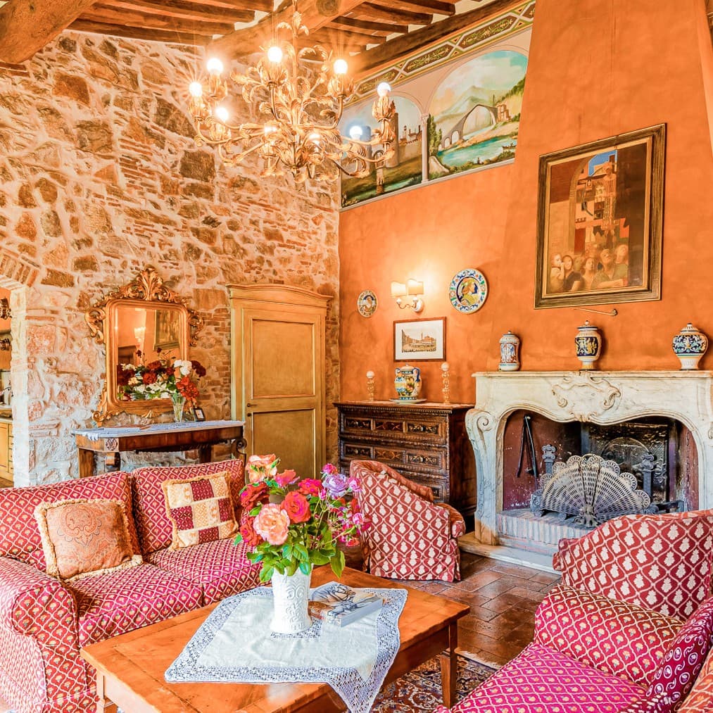 Exclusive Villa in Lucca, Tuscany Near Versilia