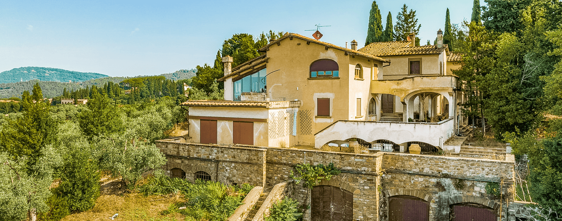 Prestigious Villa in Florence, Tuscany's Heart