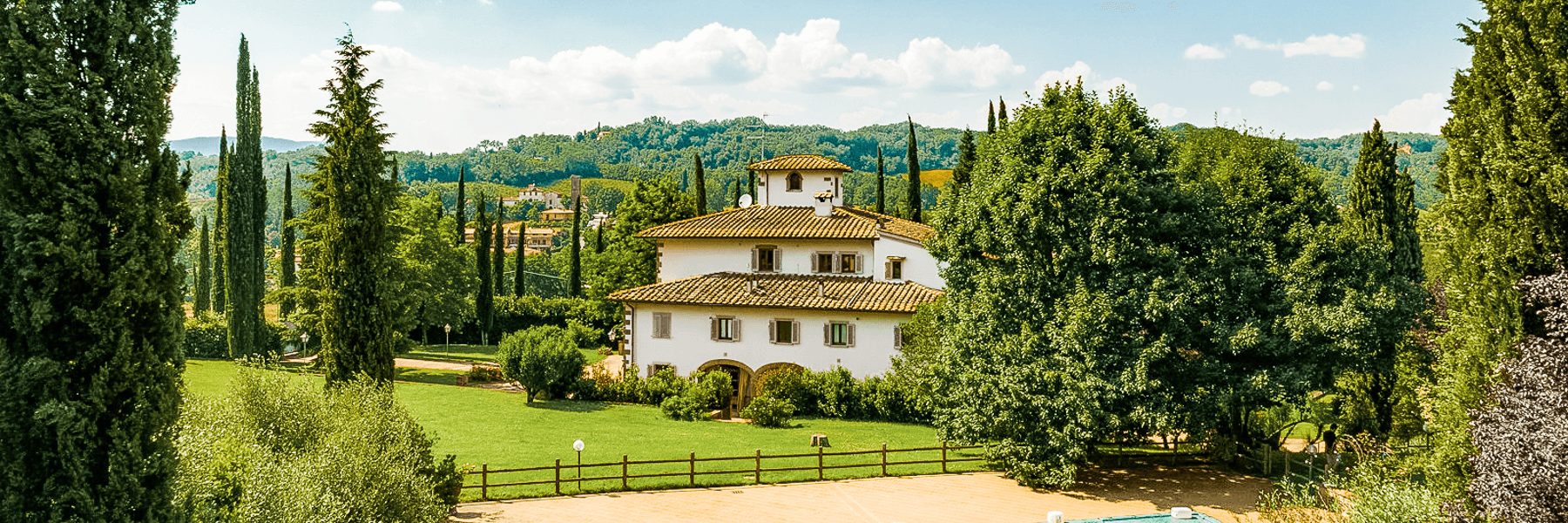 Rustico - Casale in the Scenic Hills of Reggello