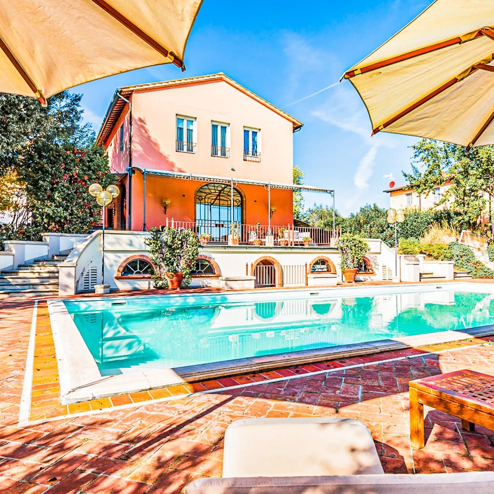 Luxurious Villa Retreat in Fucecchio, Tuscany