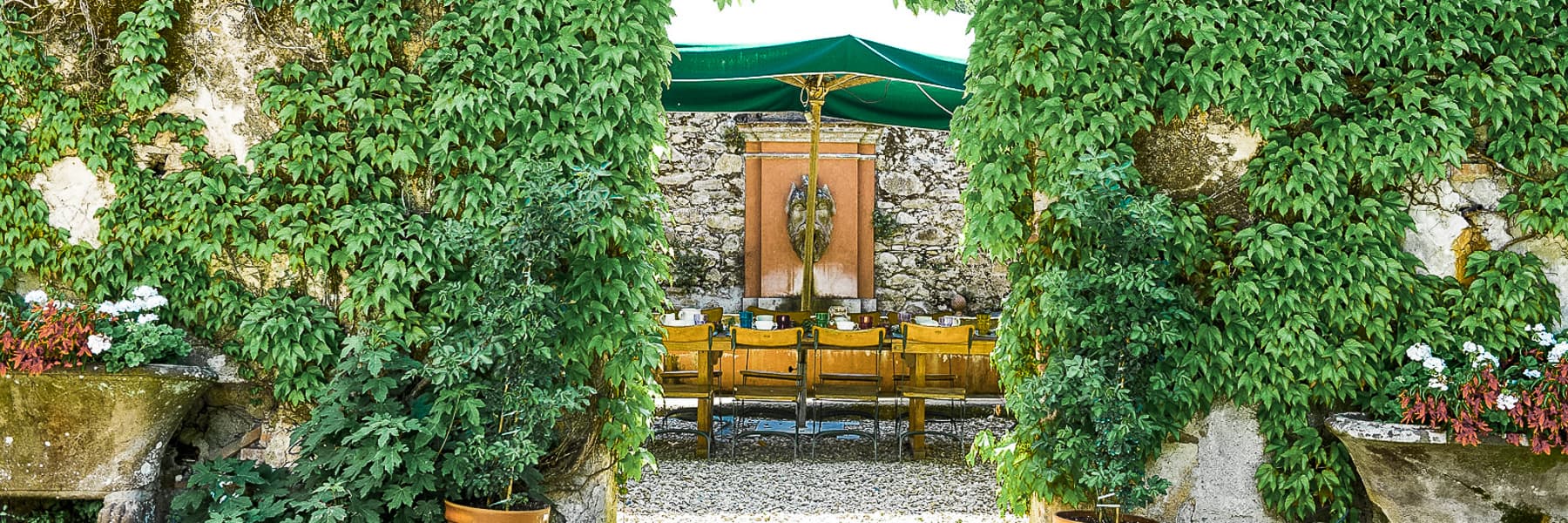 Villa storica a Capannori nelle colline toscane