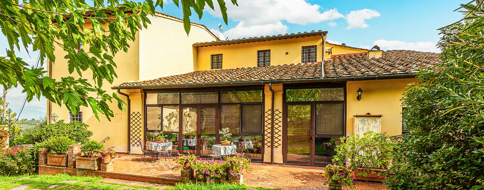 Period Villa with Grounds in Lastra a Signa, Tuscany