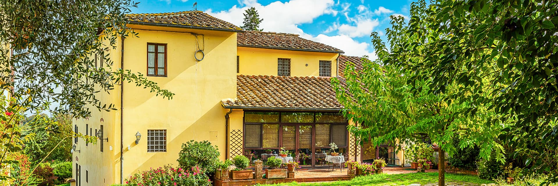Period Villa with Grounds in Lastra a Signa, Tuscany