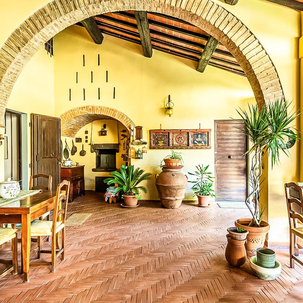 Villa d'Epoca nelle Colline di Lastra a Signa, Toscana