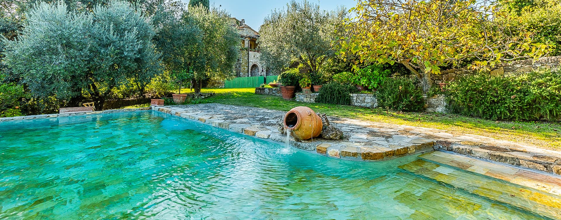 Rustic Country House in Scenic Tuscan Countryside
