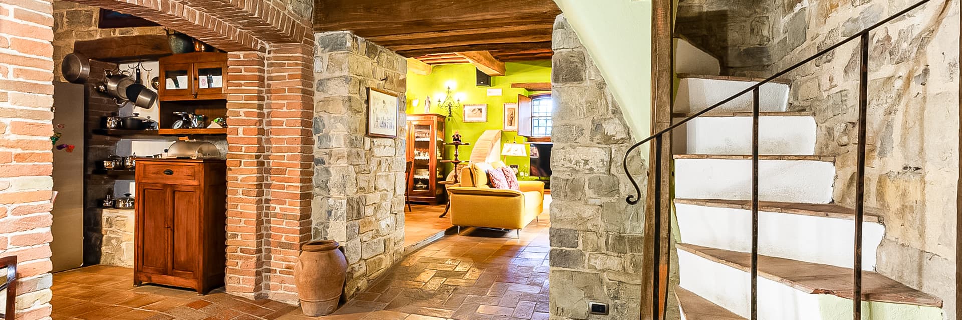 Rustic Country House in Scenic Tuscan Countryside