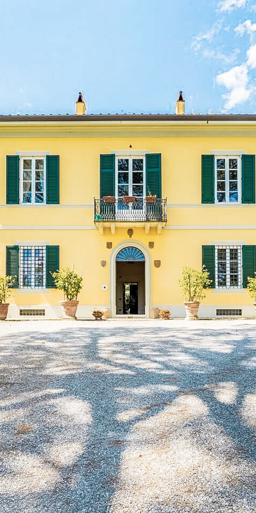 Historical Villa with Pool in Lucca, Tuscany