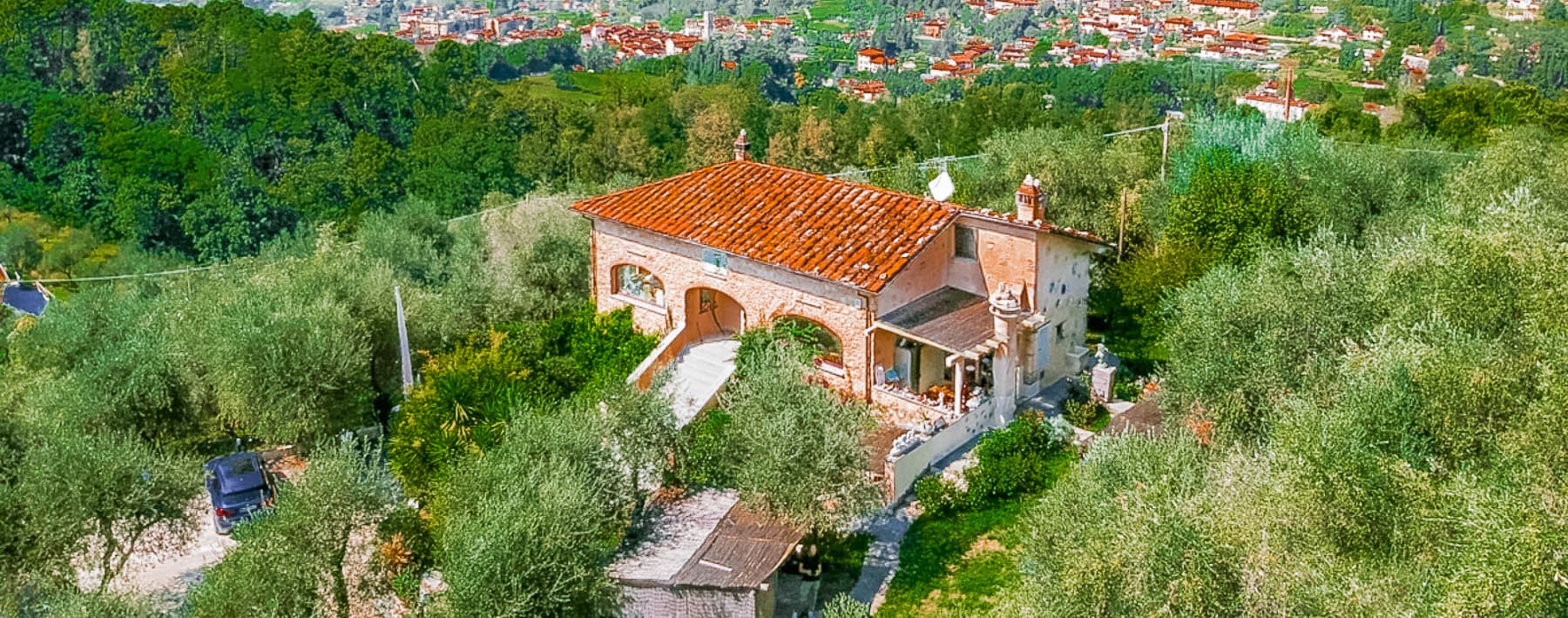 Charming Rustic House in Scenic Camaiore, Tuscany