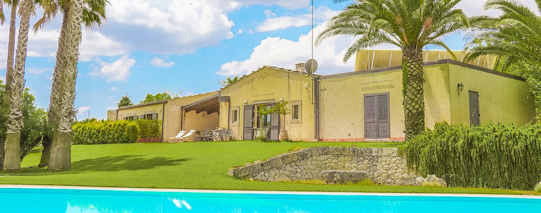 Casale caratteristico a Noto, cuore della Sicilia