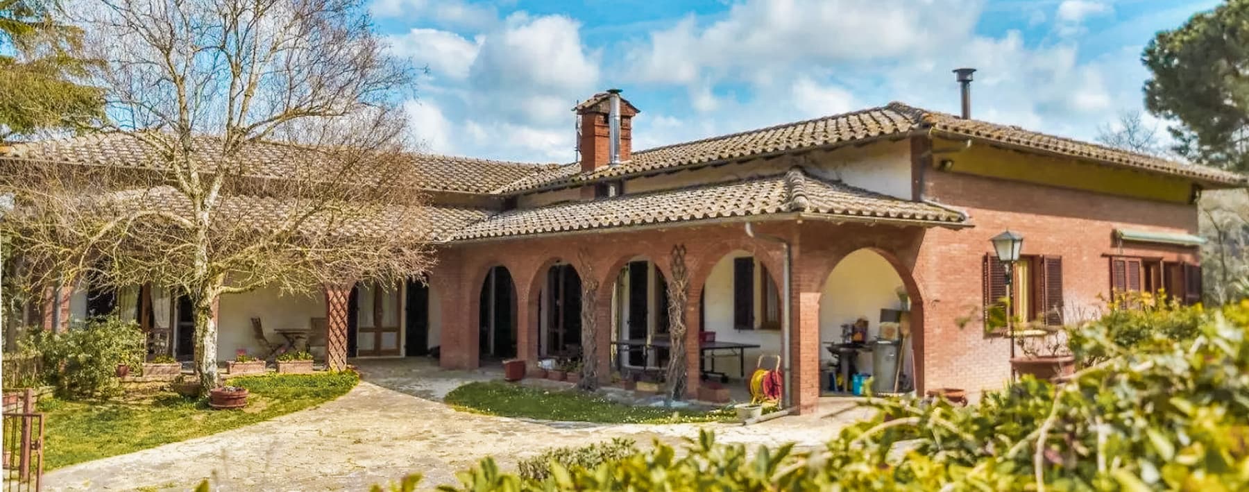 Villa panoramica tra le colline di Montepulciano