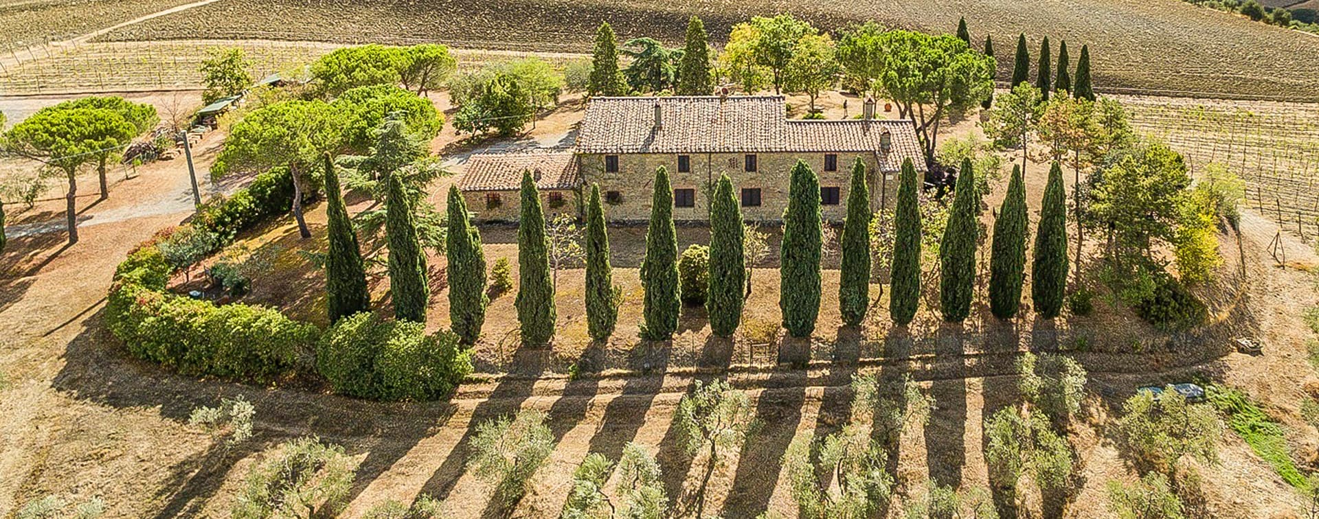 Rustic Country House Overlooking Tuscany's Val d'Orcia