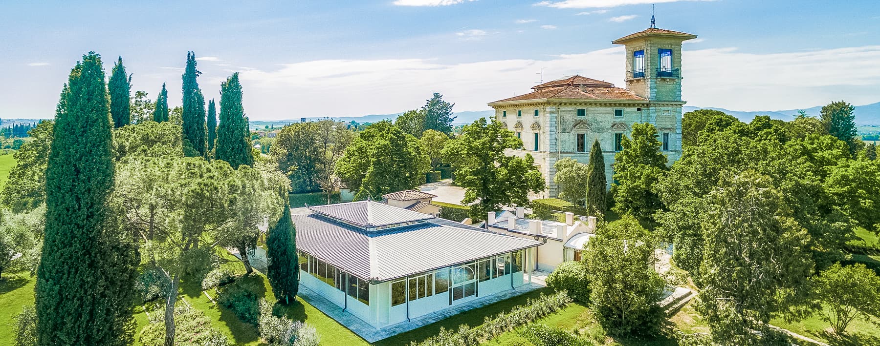 Art Nouveau Villa with Pool in Tuscany's Foiano della Chiana