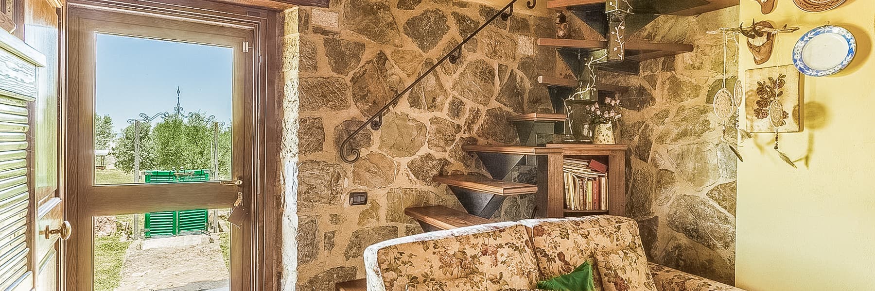 Rustic Country House with Views in Tuscany