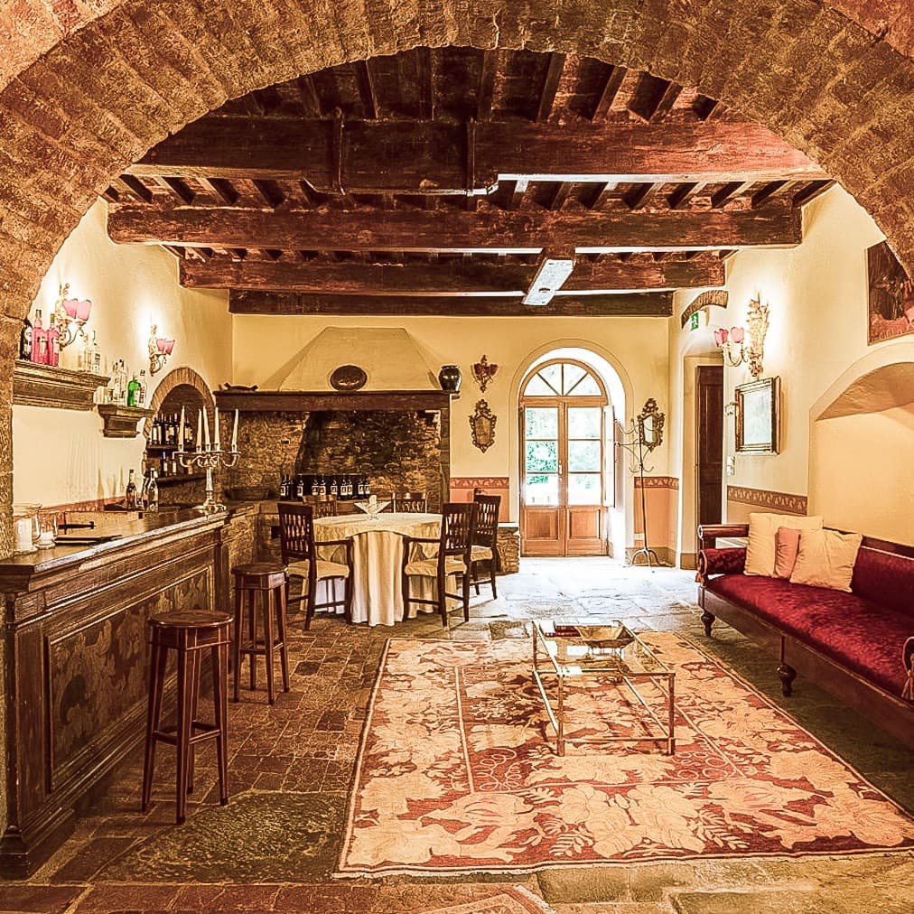 Historic Villa in Cortona, Tuscany with Pool