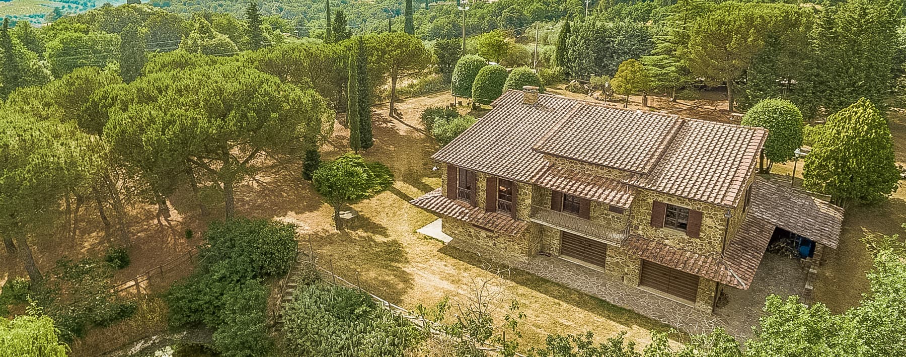 Casale di lusso a Sinalunga, cuore della Toscana