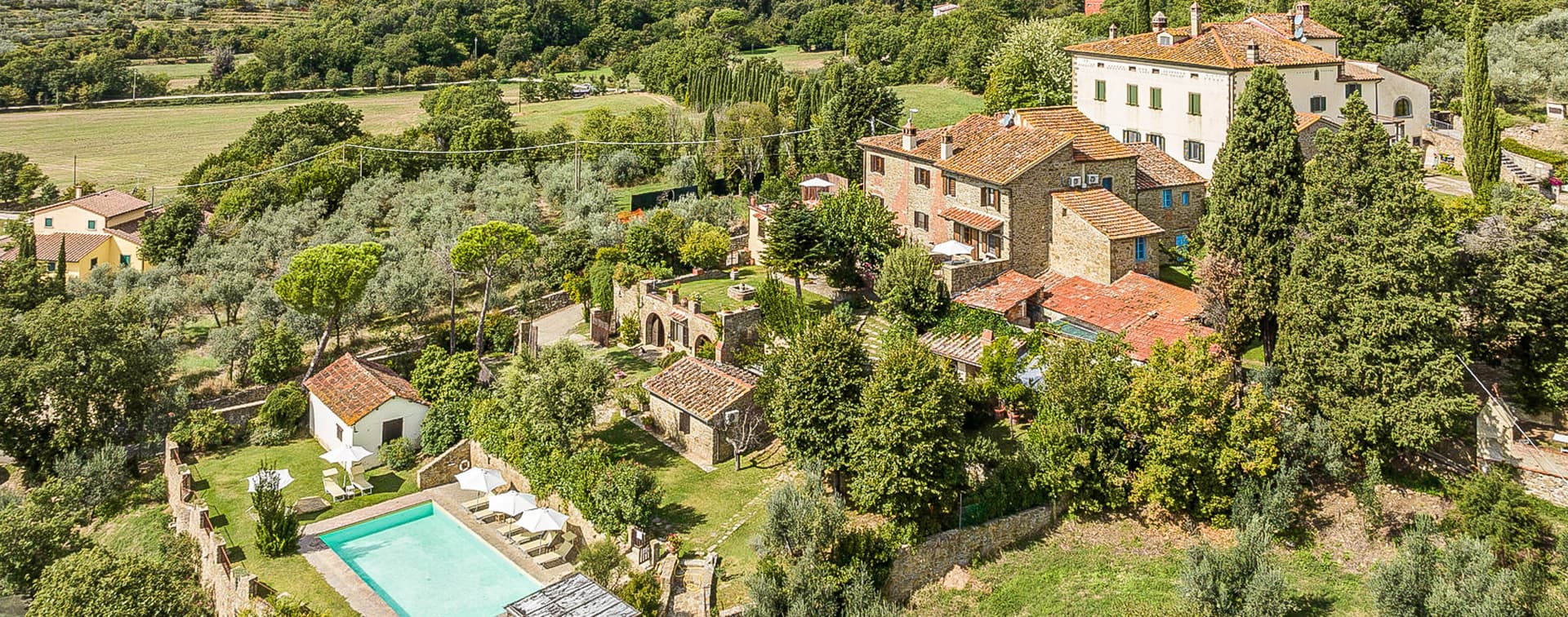 Casale con piscina e dépendance in Toscana panoramica