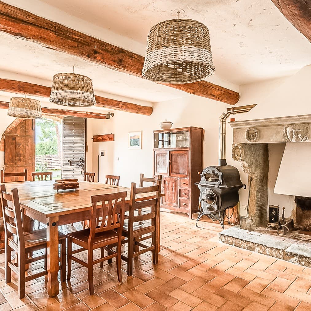 Casale con piscina e dépendance in Toscana panoramica