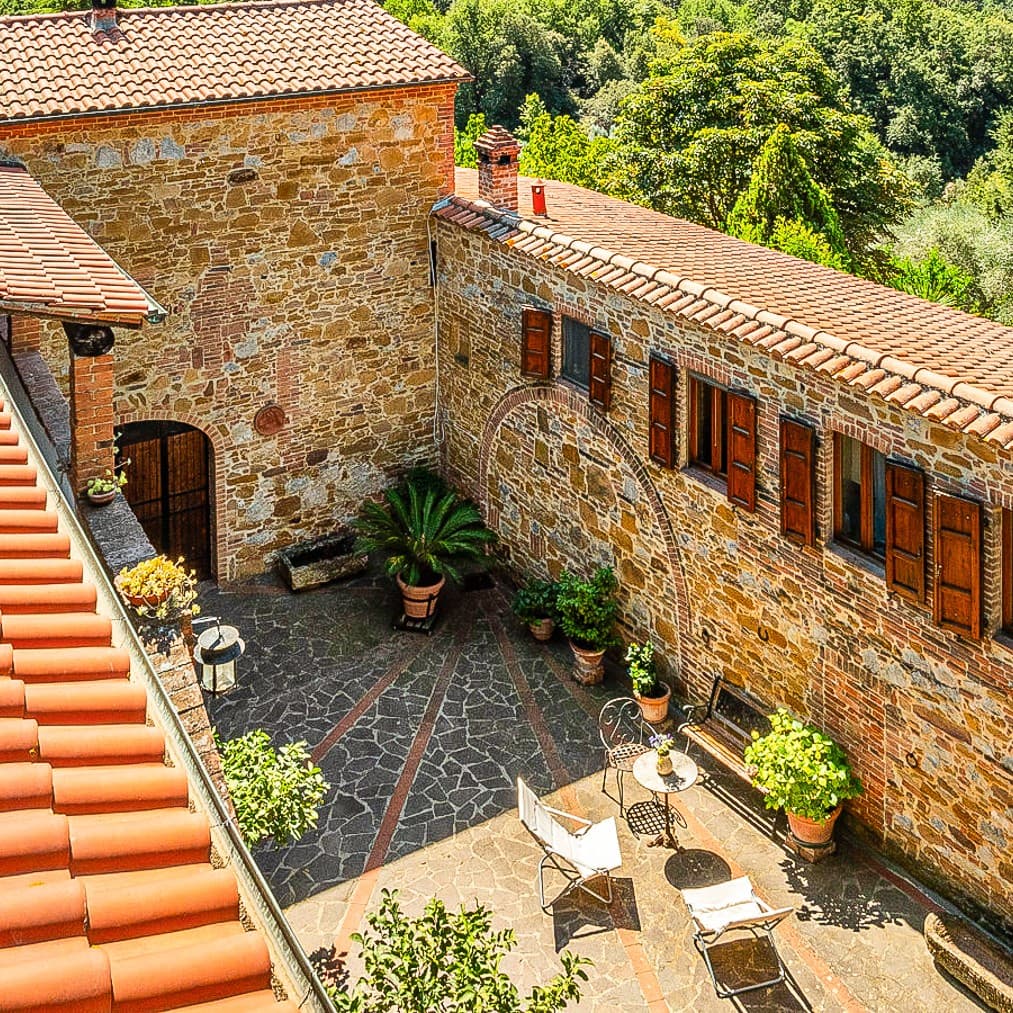 Rustic Country House in Scenic Tuscany, Trequanda