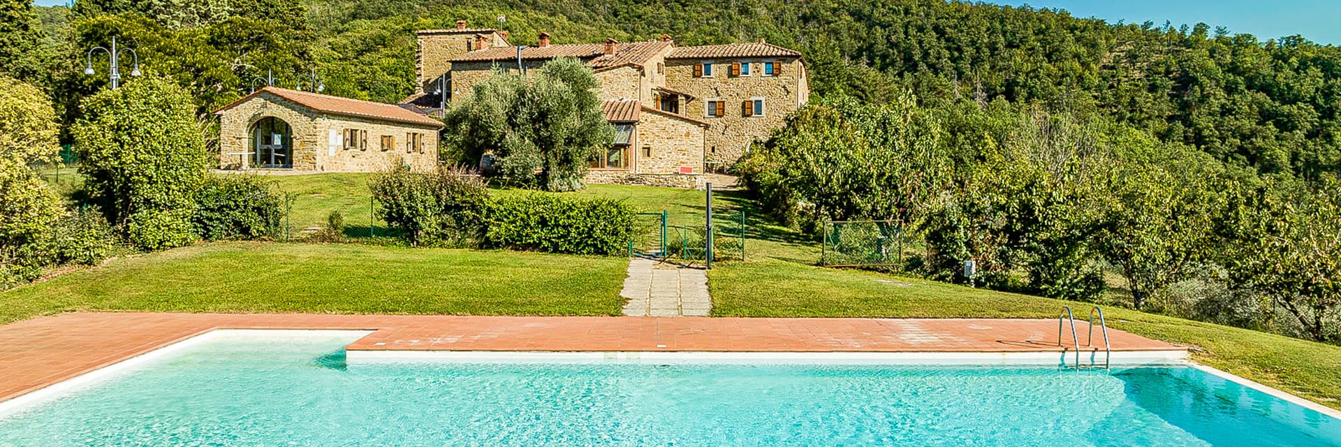 Rustic Country House with Pool in Arezzo, Tuscany