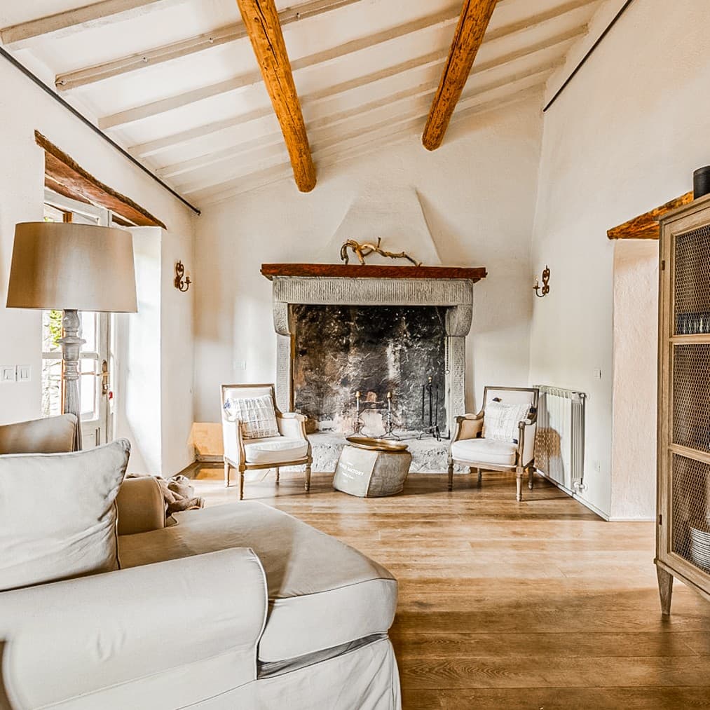 Casale di Lusso nelle Colline di Cortona, Toscana