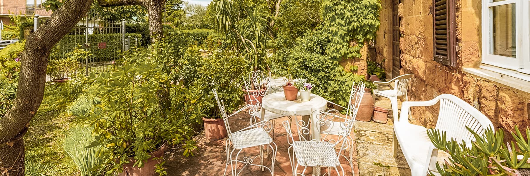 Historic Villa with Garden in Pienza, Tuscany