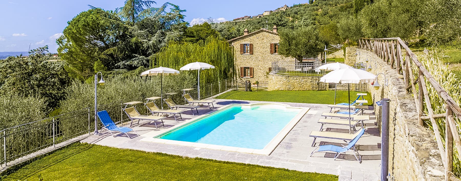 Casale storico con piscina tra le colline di Cortona