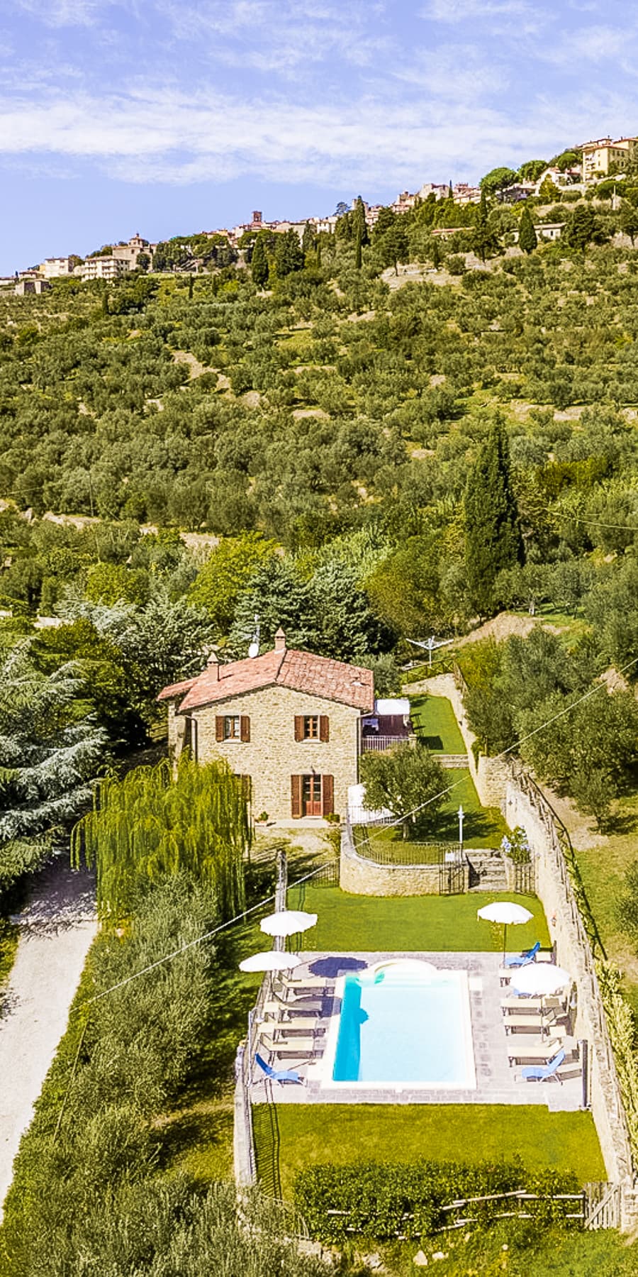 Casale storico con piscina tra le colline di Cortona