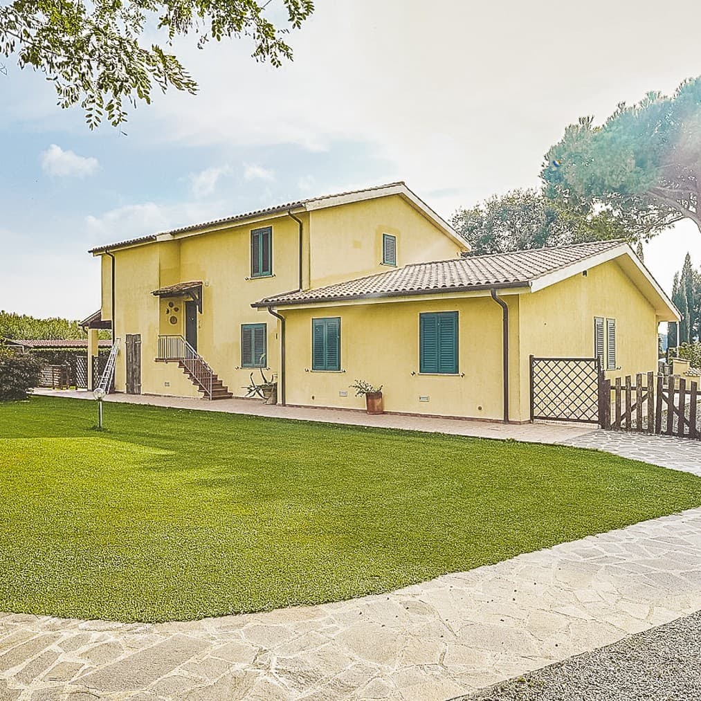 Rustic Country House Near the Beaches, Tuscany
