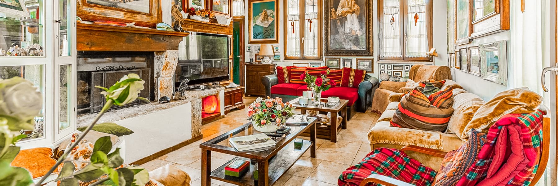 Casale con piscina e uliveto nella campagna Toscana