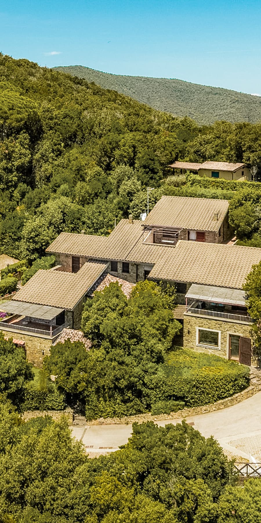 Luxury Villa Overlooking the Tuscan Coast, Castiglione