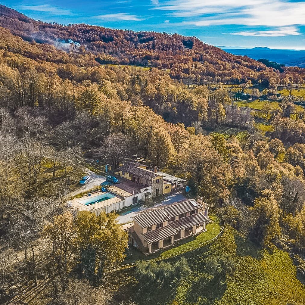 Rustic Country House with Pool in Tuscany's Santa Fiora