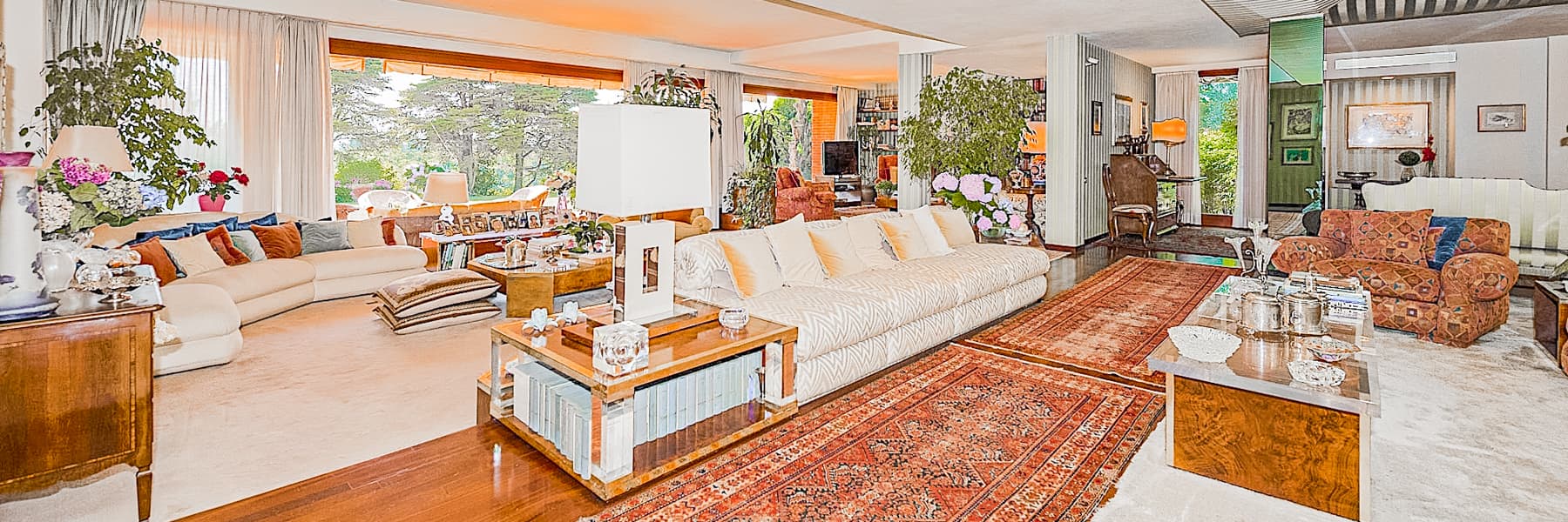 Elegant Villa in Lucca, Tuscany's Prestigious Setting