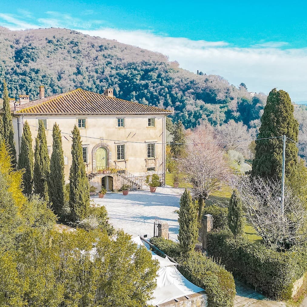 Historic Villa in Lucca's Serene Tuscan Hills