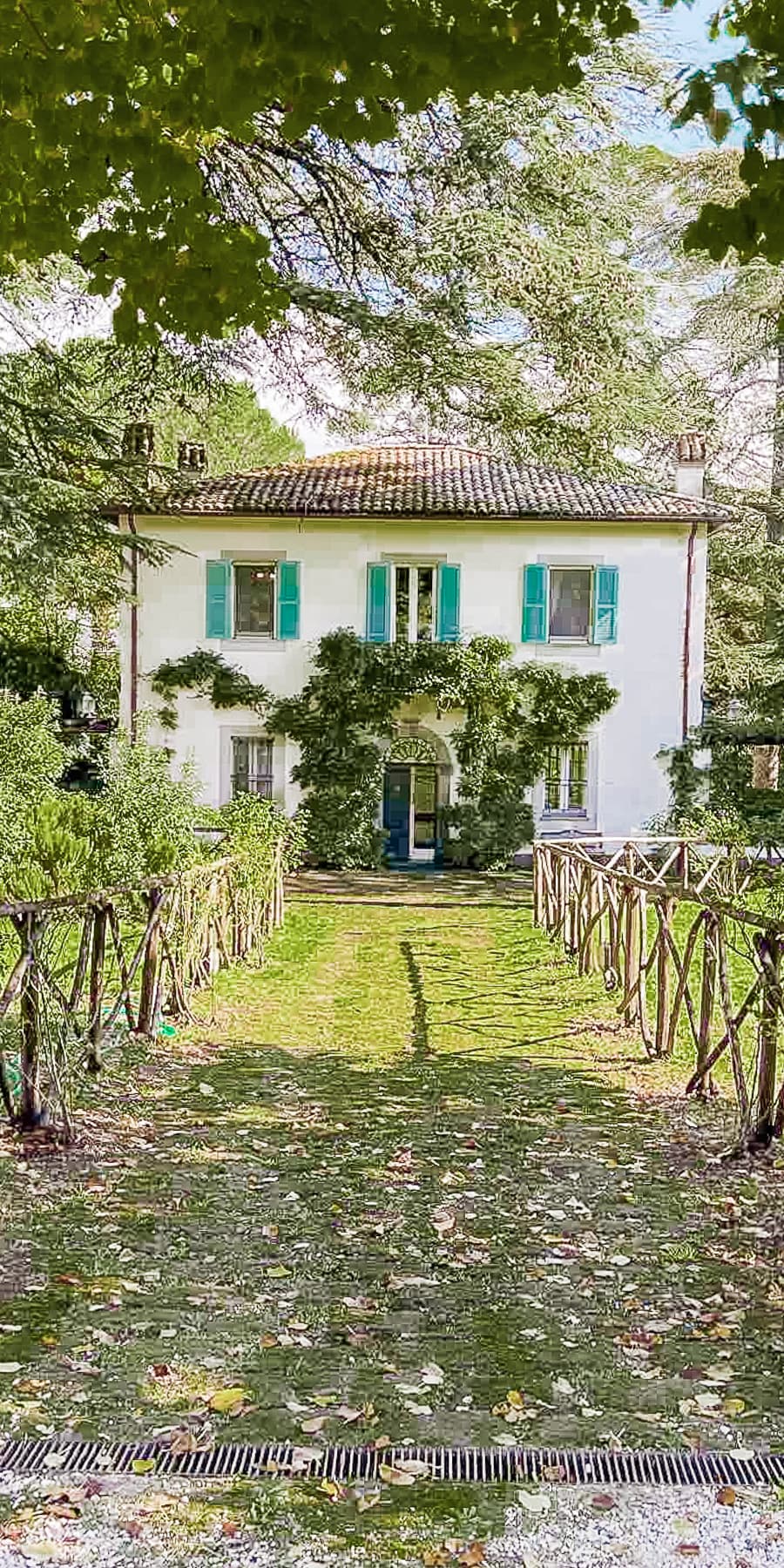 Villa storica immersa nel verde umbro di Porano